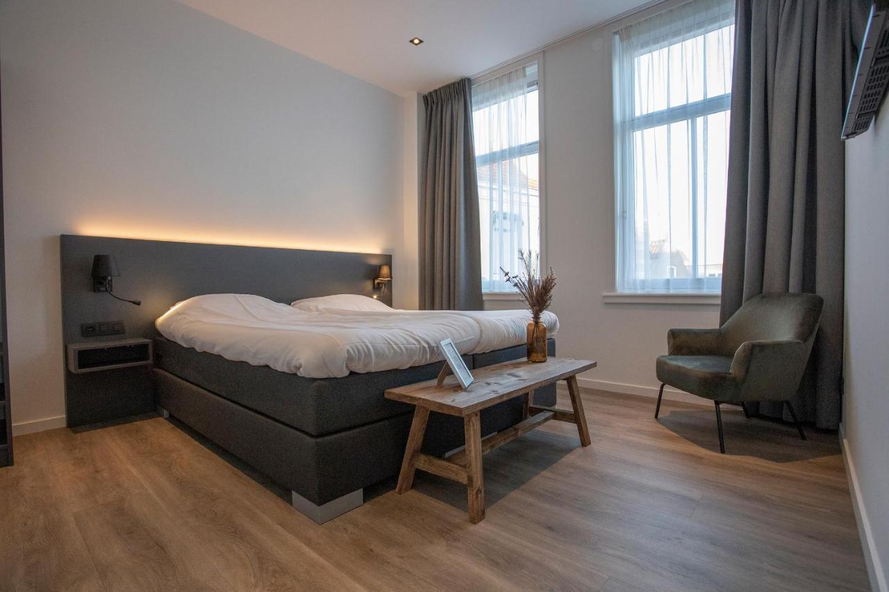 Hotel Tholen Eksteriør billede