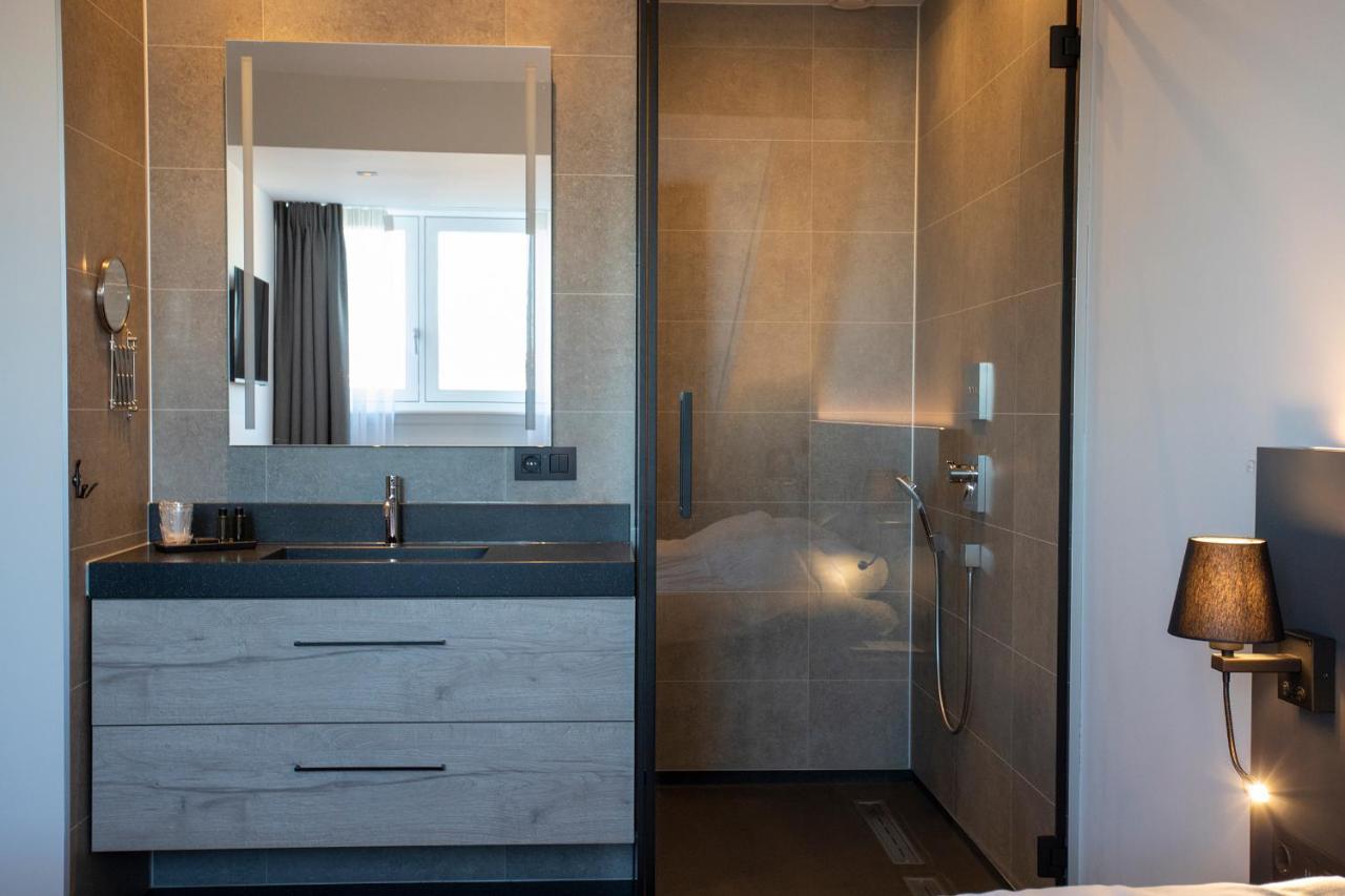 Hotel Tholen Eksteriør billede