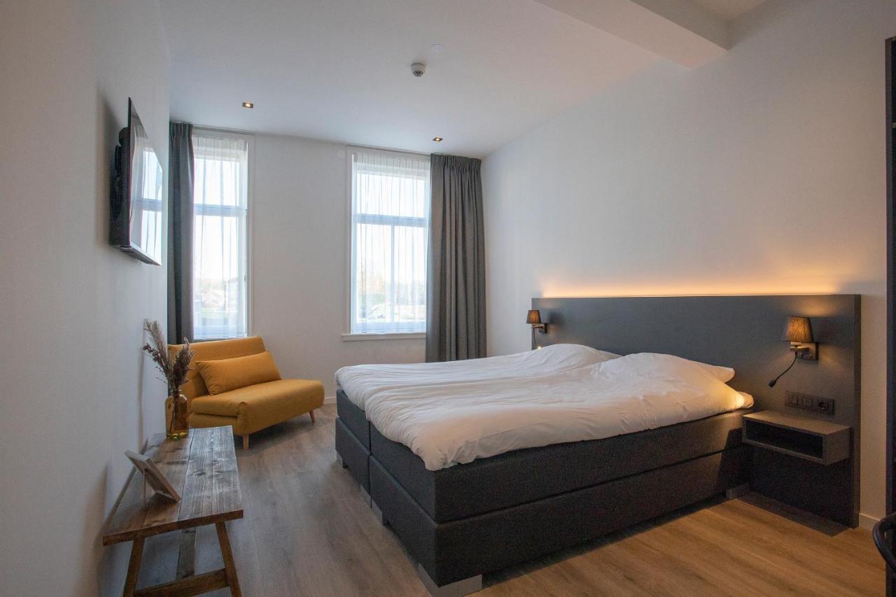 Hotel Tholen Eksteriør billede