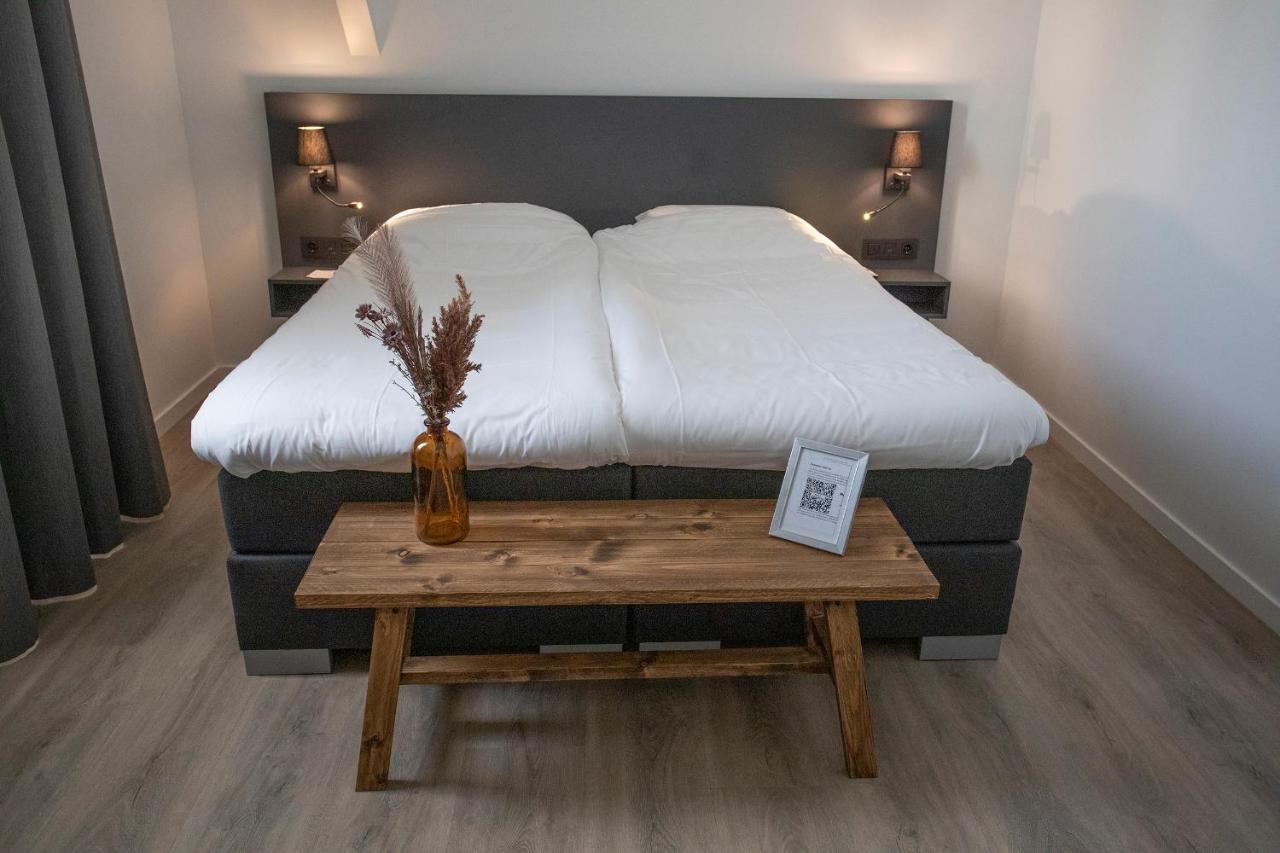 Hotel Tholen Eksteriør billede