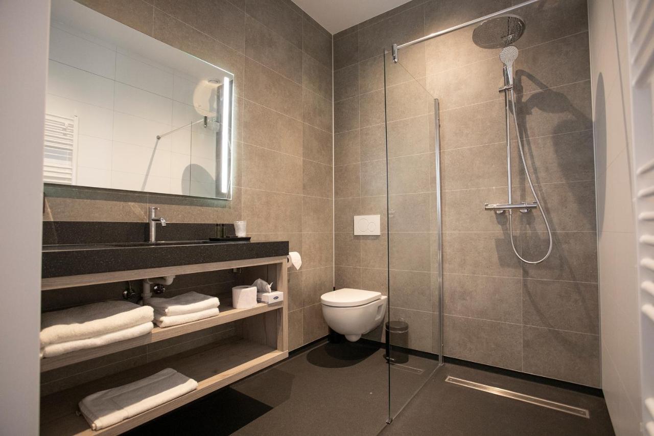 Hotel Tholen Eksteriør billede